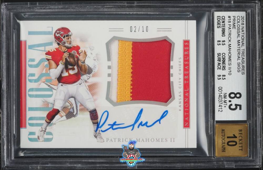 2018 National Treasures Colossal Material Signature Prime Patrick Mahomes II #18 /10