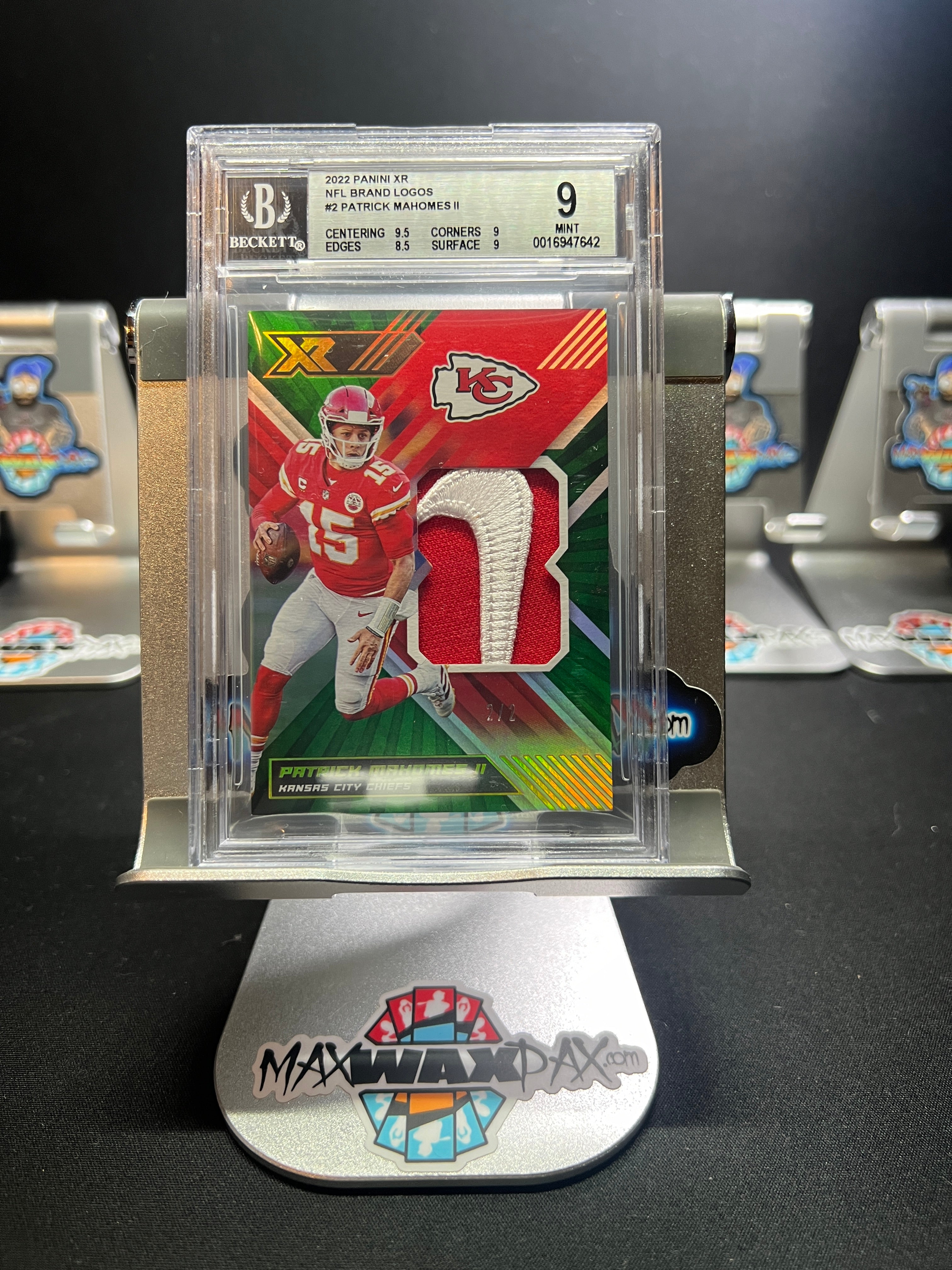 2022 Panini XR NFL Brand Logo Patrick Mahomes II #2 /2
