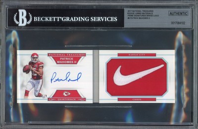 2017 National Treasures Rookie Jumbo Materials Prime Signature Brand Logo Patrick Mahomes II #8 /2