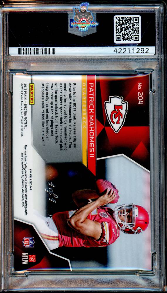 Back of 2017 Panini Spectra Rookie Patch Autograph Gold Laundry Tag Nike Swoosh Patrick Mahomes II #204 /1