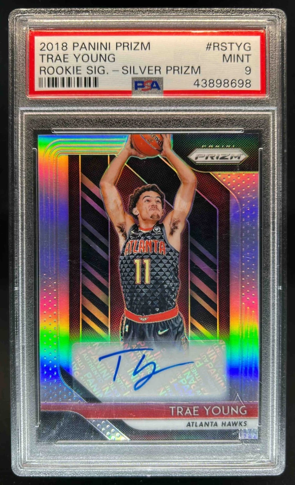 2018 Panini Prizm Rookie Signature Silver Prizm Trae Young #RS-TYG