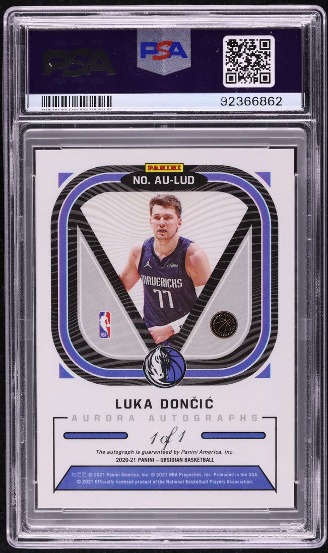 Back of 2020 Panini Obsidian Aurora Autograph Electric Etch White Mojo Luka Doncic #7 /1