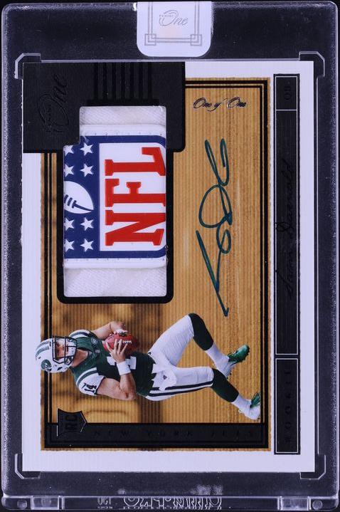 2018 Panini One Black Sam Darnold ROOKIE NFL SHIELD PATCH AUTO 1/1 #17
